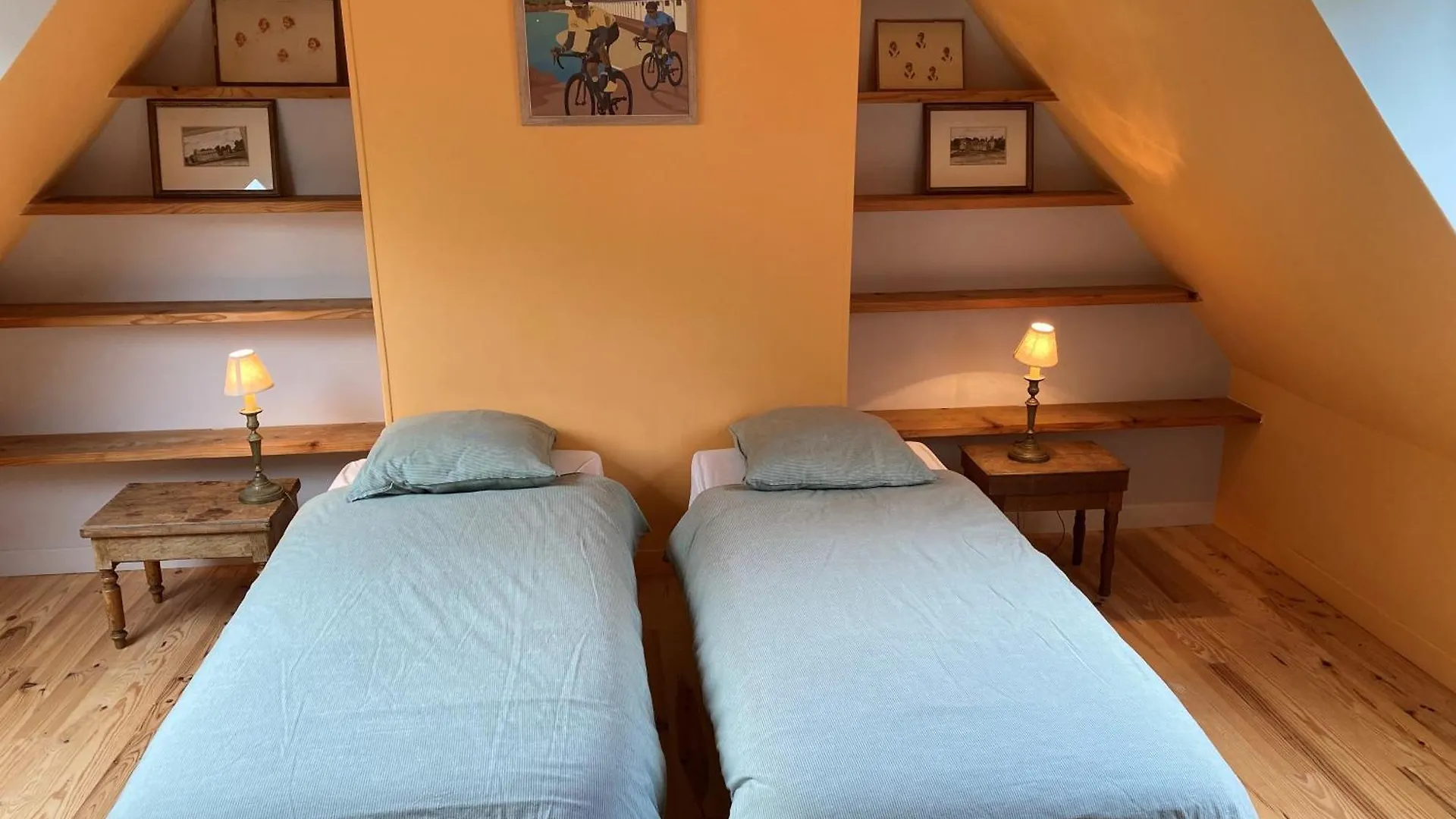 Holiday home Maison Authentique - Mer Et Campagne - 6 Couchages Ou 12 Couchages Pleumeur-Bodou